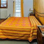 Cozy Castello