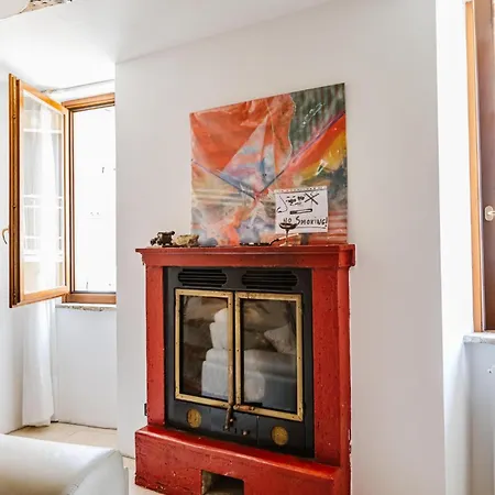 Cozy Castello Apartment *
