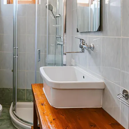 Cozy Castello Apartment Manerba del Garda