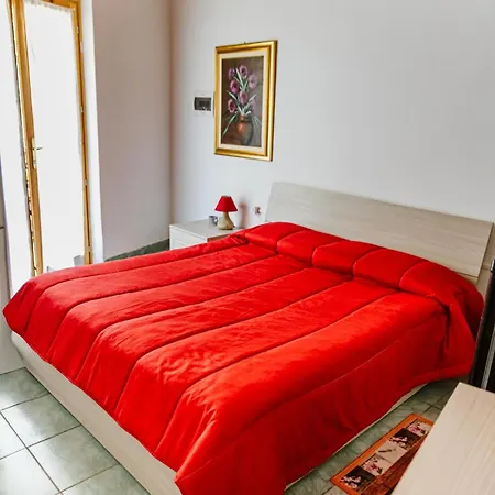 Cozy Castello Manerba del Garda